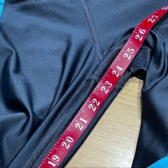 Under Armour
Pre-Owned Under Armour Women's Size SM Active Pants - Picture 7 of 9